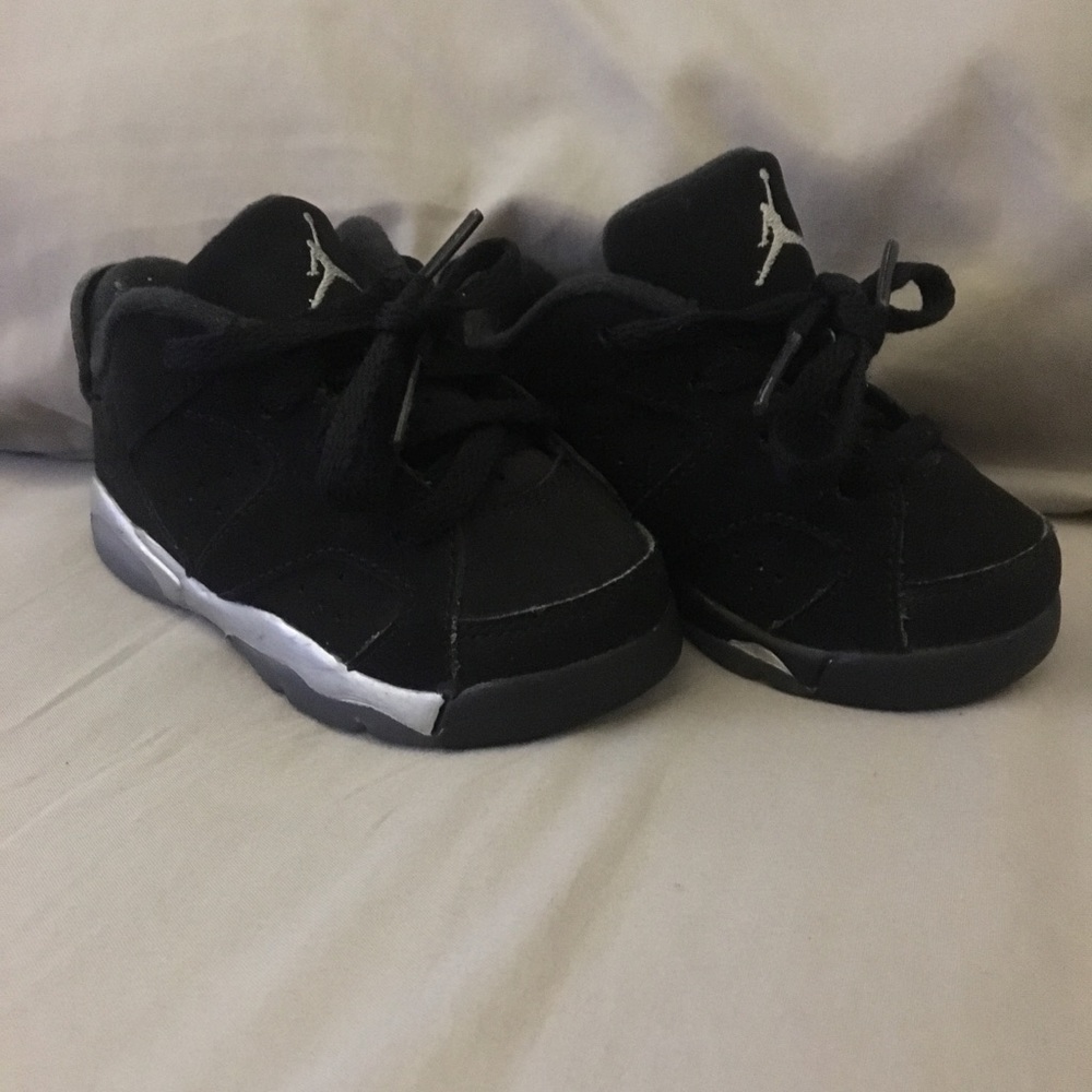 Jordan 6 black and silver